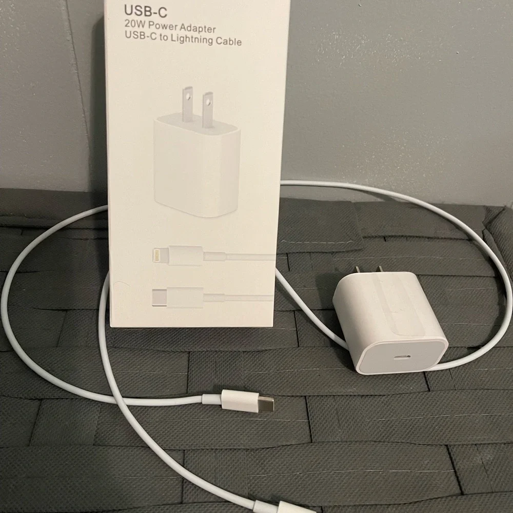 USB-C (20W Power Adapter) lightning cable